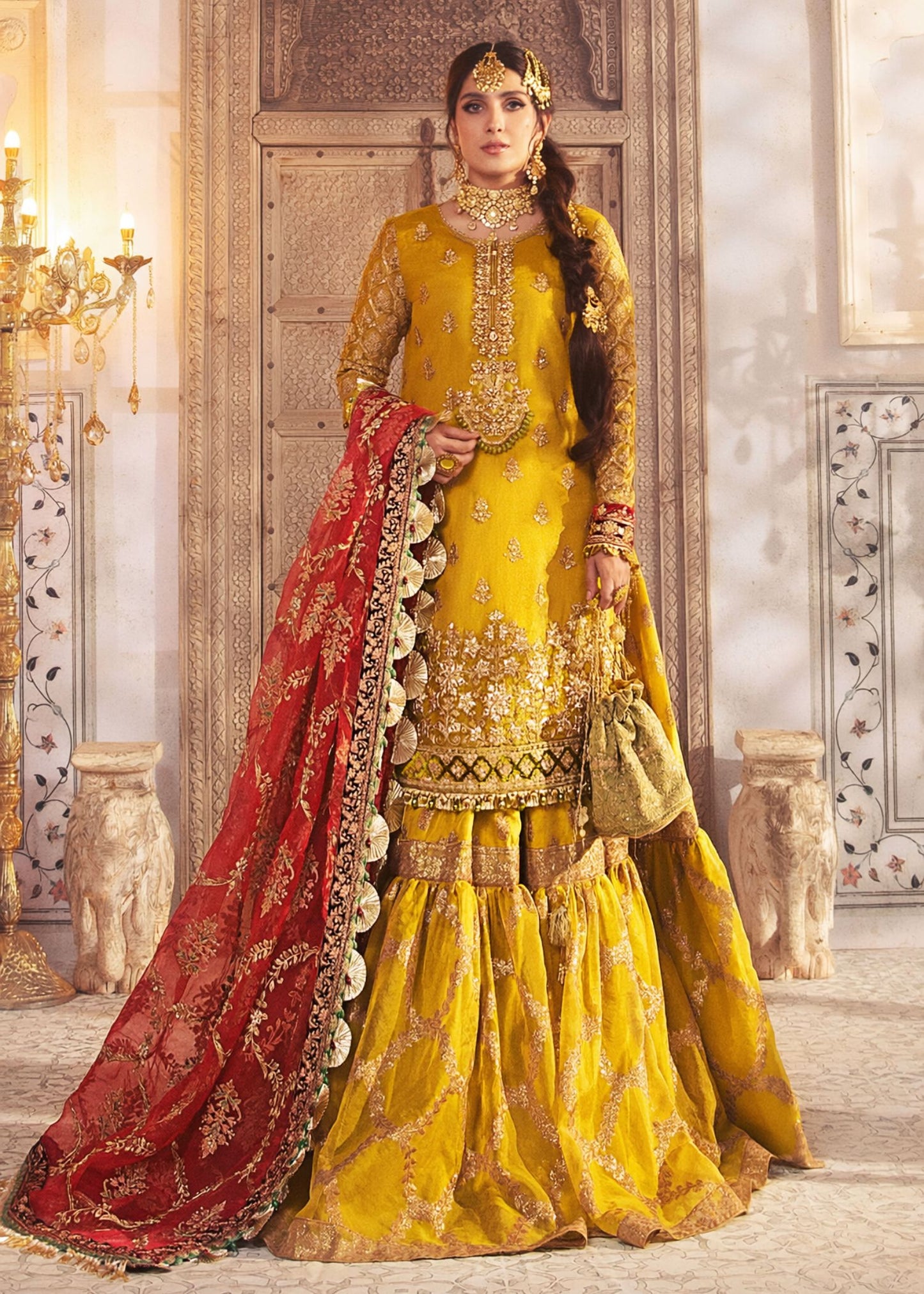 Lehnga Glore