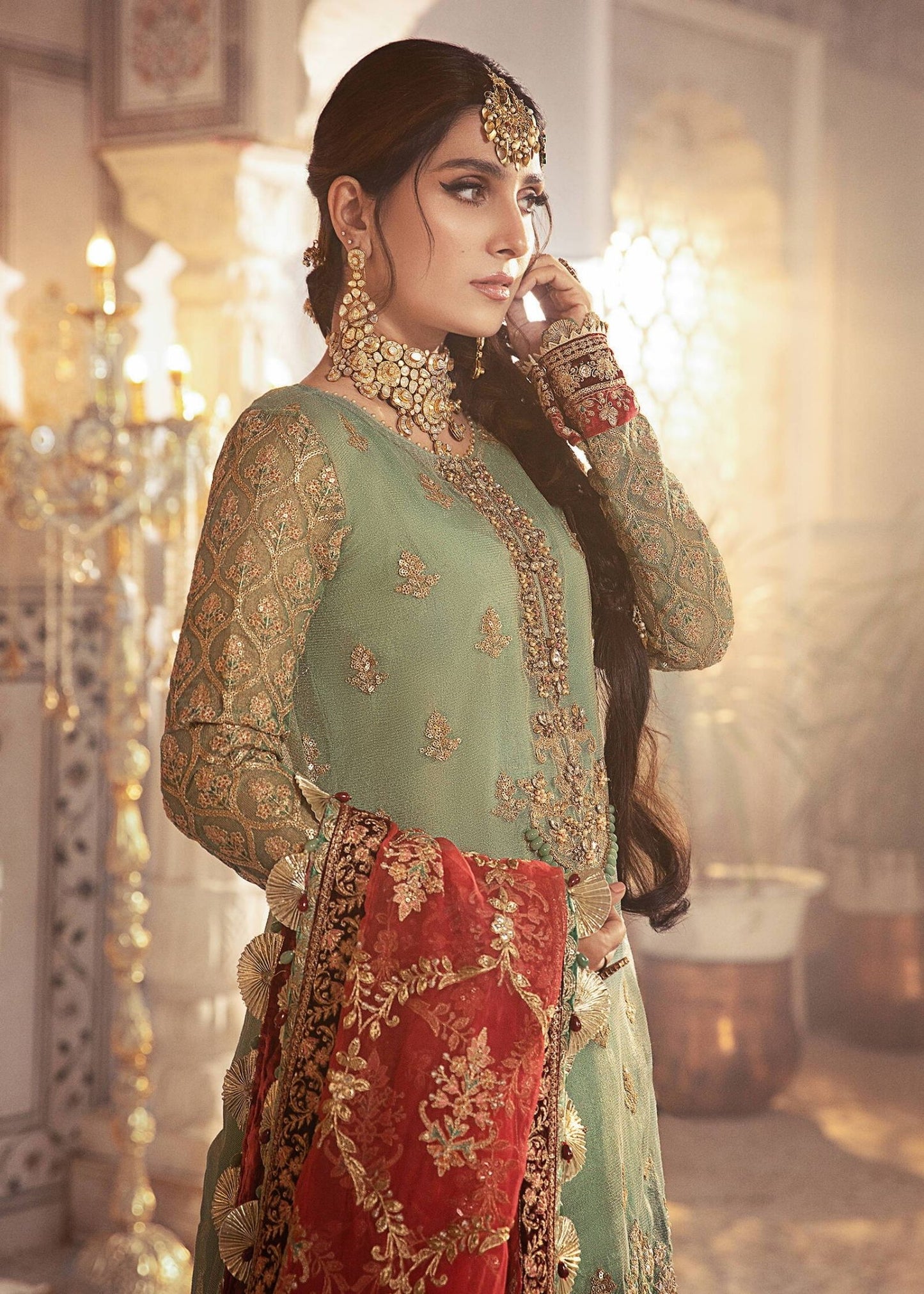 Lehnga Glore